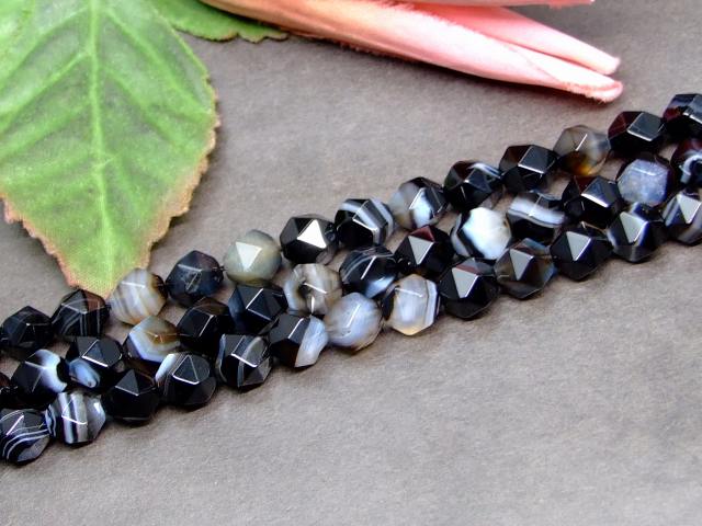 g3-460K　　縞オニキス 8mm スターカット 1連38cm 通し針、解説書、1mゴム付き 送料無料 天然石 パワー..