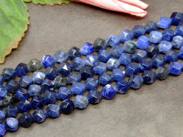 g3-633K　　今月36％OFF ソーダライト 6mm スターカット 1連38cm 通し針、解説書、1mゴム付き 送料無料有 天然石 パワーストーン