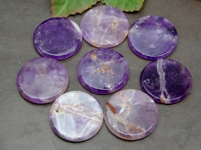 65031R　　今月の半額 わけあり アメジスト 30mm 1個売り 穴あり ペンダントトップ 送料無料有 天然石 パワーストーン