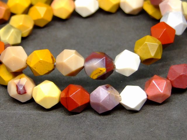 g3-1090D　　ムーアカイト モッカイト ジャスパー 8mm スターカット ブレスレット 内径調節可 送料無料 天然石 パワーストーン