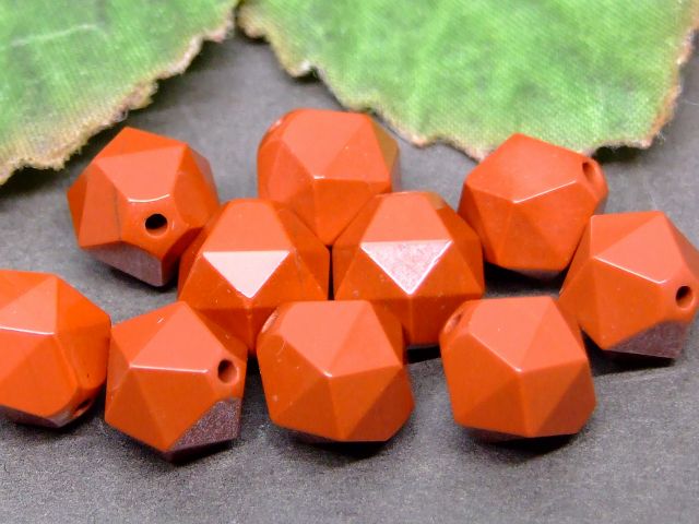 g3-1098R　　レッドジャスパー 10mm スターカット 1粒売り 送料無料有 インド産 天然石 パワーストーン