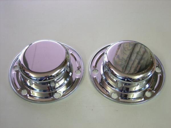 日野大型（新型）　メッキフロントハブキャップ