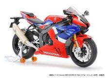 タミヤ 1/ 12 オートバイシリーズ No.138 Honda CBR1000RR-R FIREBLADE SP(14138)プラモデル 14138 【タミヤ】【4950344141388】