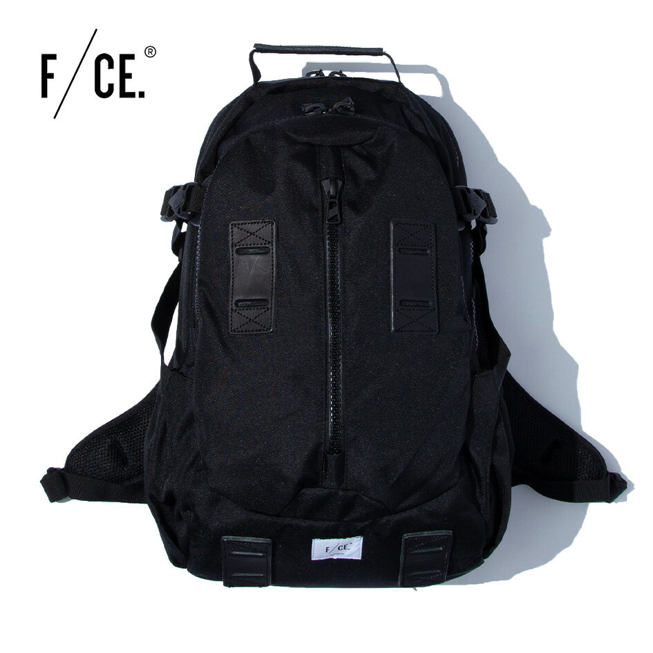 F/CE.（エフシーイー） 950 TRAVEL BP（950 トラベルバックパック） FNI30251B0001 軽量性と耐久性を兼ね備えた915デニール・ポリエステルコーデュラファブリックを使用したトラベルバックパック。 タウンユースにも適した頑丈な設計で、1泊2日程度の旅行や出張に最適な33L容量です。 ショルダー部分にはサコッシュやポーチを取り付け可能なMOUNTING T SYSTEMを搭載。 フロントにはマルチガジェットポケット、背面には15インチまでのラップトップ収納スペースを備え、機能性に優れています。 肩のカーブに沿う立体設計ショルダーとテープロールエンド処理により、長時間の使用でも疲れにくい快適な背負い心地を実現。 【Feature｜特長】 ・915デニールポリエステルCORDURAファブリック使用 ・軽量かつ耐久性の高いトラベル仕様 ・MOUNTING T SYSTEM搭載（アクセサリー装着可） ・15インチラップトップ収納可能 ・テープロールエンド処理／立体ショルダー構造 ・フロントマルチガジェットポケット／背面PCポケット 【Appeal｜おすすめポイント】 ・ビジネスからトラベルまで幅広く対応 ・長時間の使用でも疲れにくい快適設計 ・上質な素材感とミニマルデザイン 【Benefit（嬉しいメリット）】 ・通勤・通学・出張・小旅行に最適 ・男女問わず使いやすいユニセックス仕様 ・耐久性・撥水性に優れた素材で長く愛用可能 【素材】 ポリエステル100％（CORDURA 915Dファブリック） 一部 栃木レザー使用 【カラー】 ブラック 【サイズ／スペック】 高さ：50cm／幅：36cm／奥行：21cm 容量：33L／重量：約1050g 【生産国】 中国製 #FCE #エフシーイー #950TRAVELBP #トラベルバックパック #コーデュラ #耐久 #軽量 #撥水 #ユニセックス #デイパック #ビジネスバッグ #出張 #旅行 #PC収納 #栃木レザー -F/CE- (エフシーイー) コレクションのテーマは、世界中から選ばれた一つの“国”。テーマとなった国を実際に訪れて生活、歴史、アート、音楽などの文化に触れ、そこで感じたインスピレーションをデザインに落とし込んでいきます。テーマ=国は、いくつかのシーズンを経て変わっていきます。もうひとつ大事にしているのはスペック、機能性。そして道具としての完成度の高さ。日常生活を快適に過ごすための機能に、旅から得たイメージを乗せることで、F/CE.のプロダクトは完成します。 FICOUTURE(フィクチュール)→ 2016年6月よりブランド名を「F/CE. (エフシーイー)」に変更 ※メーカー希望小売価格はメーカーカタログに基づいて掲載しています。