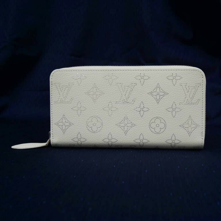 ルイ・ヴィトンLOUISVUITT...