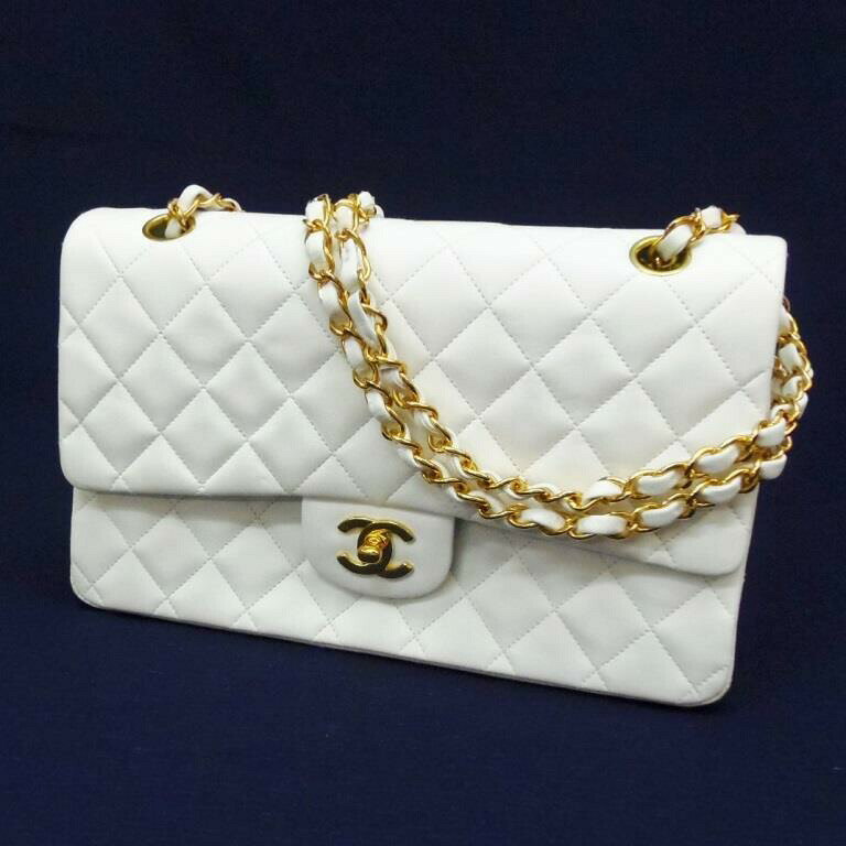 CHANEL チェーンショルダーバッグ マトラッセWフラップ G金具 白(62408)