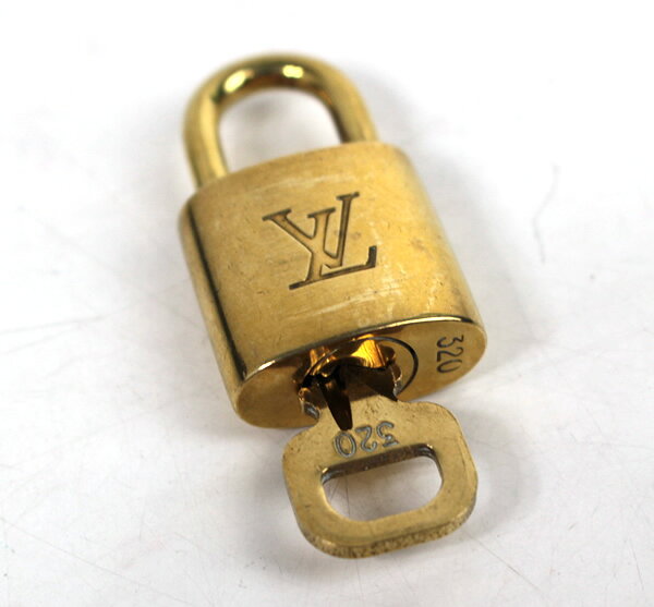 ルイヴィトン カデナ　南京錠　鍵　パドロック LV　LOUIS VUITTON　アクセサリー　...