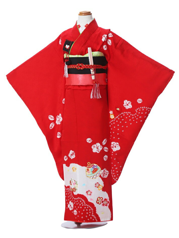 七五三レンタルについて［七五三レンタル］ ■素材：表地正絹 ■身丈：132cm　肩裄：54cm　袖丈：65cm 7歳の標準サイズに調整済みです。 身長115cm〜130cm位 ※簡単なサイズ調整（腰紐にて）が必要な場合があります。【セット内容】着物、襦袢、結び帯、草履、バッグ、帯揚げ、箱迫、帯〆、しごき、末広（扇子）、足袋、腰紐(2本)、コーリンベルト、伊達締め、髪飾り ※お着物以外の小物は写真の商品と異なる場合がございます。 【レンタル期間】 レンタル期間は3泊4日となります。 基本ご利用日2日前にお届けになります。 ご利用日の翌日までにご返却の発送をお願い致します