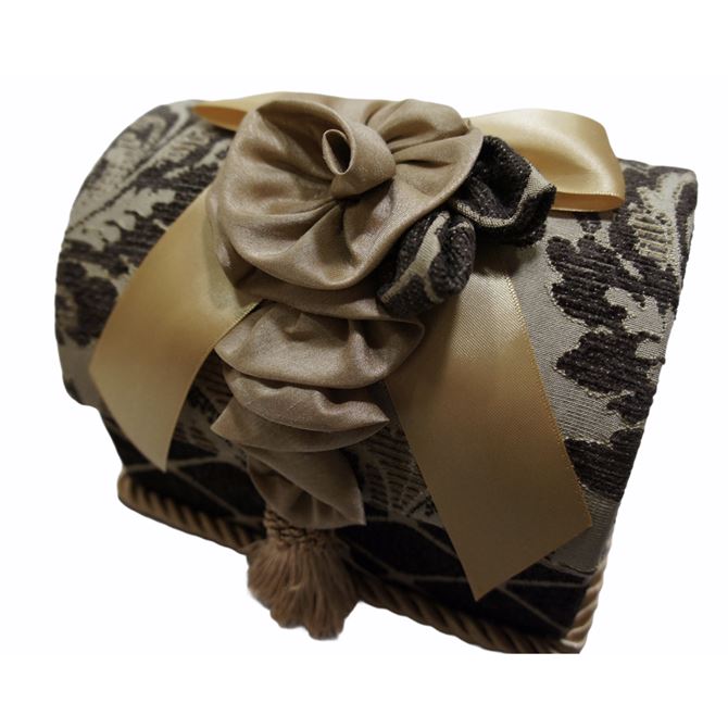 アンティークロココ調輸入家具ベベの12/3(水)まで【20%OFFクーポン＋P2倍】 トランクBOX Broderick ジェニファーテイラー Jennifer Taylor おしゃれ ロココ調 アンティーク調 ヨーロピアン クラシック インテリア 雑貨 ファブリック｜アングル2