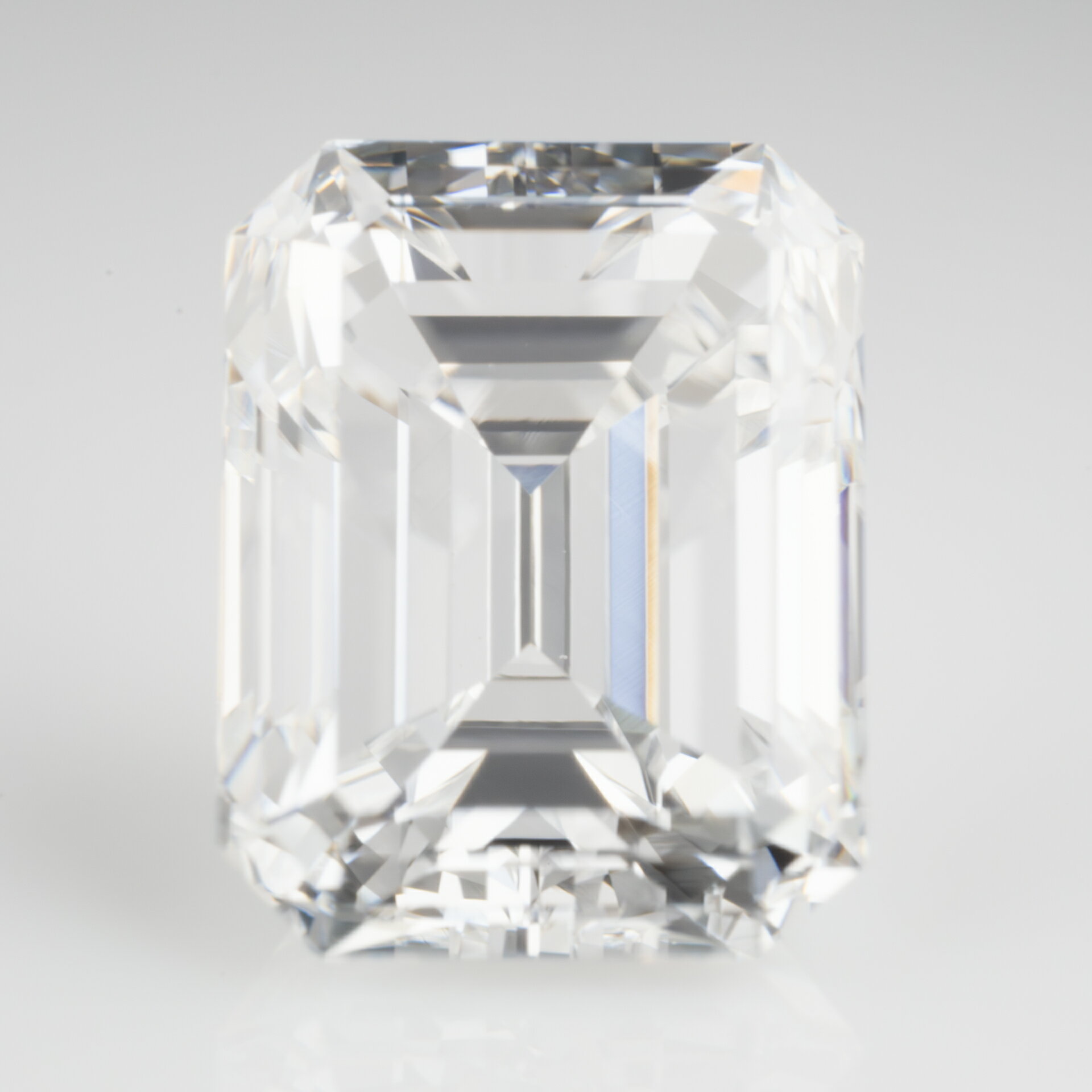 【中央宝石研究所ソーティング付】天然 ダイヤ 1.068ct (F-VS1-EM) エメラルドカット ルース【新品】