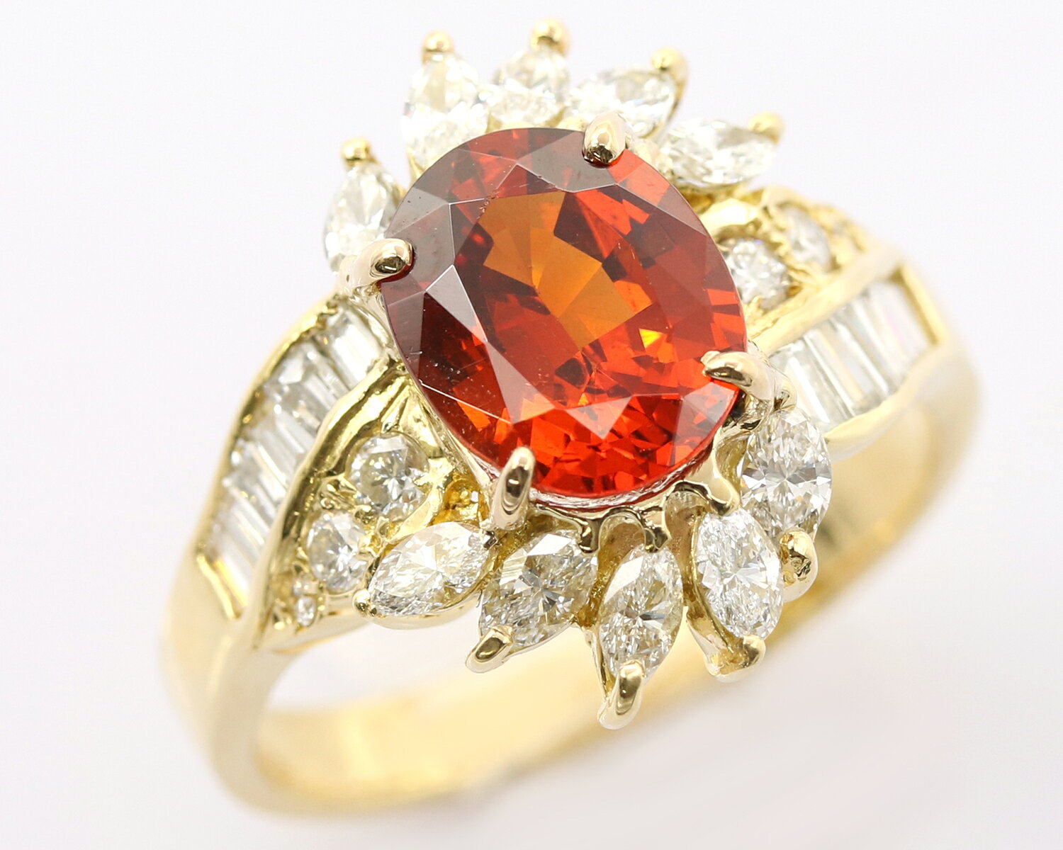 商品番号 70034-1 商品名 【 イエローゴールド K18YG 】 指輪 リング ガーネット2.97ct ダイヤモンド1.19ct 7.2g 17号 レディース ☆新着 ソーティング 70034-1 ブランド名 - 総重量 7.2g 素材 K18YG(イエローゴールド） ガーネット：2.97ctダイヤモンド：1.19ct サイズ 17号 ※サイズ変更も可能です。 詳しくは下記【サイズ変更について】の項目をご覧ください。 縦幅：約17.6mm 付属品 ソーティング 程度 AB※（石の状態は程度に含みません。）（下記備考欄を参照下さい。） 商品説明 中石のガーネットに微小の欠けがございます。 ダイヤモンドは照りのある良質な品物を使用いたしております。 リングの地金部分に微少の小傷がございますが、仕上げ済みのためキレイな状態です。 当店オススメの逸品ですので是非この機会をお見逃し無く！ お問い合わせ時には【ネットを見た】とおっしゃって頂ければスムーズです。 色石の程度はお気軽に弊社までお問い合わせください！ 仕上げ後、発送致します。 中古商品になりますので神経質なお客様のご入札はお控えください。 サイズ変更について ※ブランドリングの場合は当店ではサイズ変更は行っておりません。御了承下さい。 ※サイズの変更をご希望の場合は、お気軽にご相談下さい。 また、指輪のデザインによってはサイズの変更が出来にくいものもございますので、その点はご了承下さい。 ※サイズ変更の際、サイズを小さくされる際には、加工料金は掛かりません。 ただし、大きくされる際はその日の金・プラチナの相場により変動があり、加工代が異なりますので予め御了承下さい。 ※サイズ変更をされる場合は3日以内に発送致します。 備考 【Nランク】：新品もしくは未使用品 【Sランク】新品同様品 新品ではないですが数回使用された程度で新品に近いものです。 【Aランク】中古A 中古品で特に状態の良いものです。多少小傷などがありますがきれいな商品です。 【Bランク】中古B 中古品で使用感があります。小傷や小さな破損などがあります。目立つ傷がある場合があります。 【Cランク】中古C 中古品で状態は良くありません。破損がある場合もあり目立つ傷もあります。 諸注意 ※USED品は使用感をご了承の上ご検討お願い致します。 ※天然石の為、欠け・内包物がある場合がありますので気になる方は注文及び、入札前にお問い合わせ下さい。 ※画像と商品のイメージが多少異なる場合がありますが購入後の返品はお断りしております。 ※中古商品になりますので神経質なお客様のご入札はお控えくださいますよう宜しく御願い申しあげます。 一平堂お取り扱い商品 サイズ変更 対応可能(商品ページをご覧ください) ギフト用 ラッピング　無料対応 ラッピング用紙はピンクorグリーンの2種類から選べますのでご希望の方は備考欄にて記載をお願いします。 ※少しでもご不明な点がございましたらお気軽にお問い合わせください [カテゴリー] サプライズ プレゼント ギフト 誕生日 バースデー バースディ 贈り物 お返し お礼 記念品 記念日 結婚 婚約 エンゲージ マリッジ 結婚記念日 5周年 10周年 20周年 スイートテン 春夏秋冬 デート クリスマス Xmas X'mas クリスマスギフト ボーナス 自分へのご褒美 ご褒美 バレンタインデー ホワイトデー お祝い 入学祝い 卒業祝い 成人祝い 合格祝い　就職祝い 退職祝い パーティー パーティ フォーマル セレモニー ドレス 演奏会 発表会 音楽会 コンサート ライブ 冠婚葬祭 オフィス ビジネス スーツ 食事会 お呼ばれ 女子会 合コン 婚活 モテ モテジュエリー 人気 トレンド instagram インスタ SNS twitter おしゃれ お洒落 普段使い 日常使い 通勤 デイリー カジュアル 清楚 シンプル かわいい かっこいい ステータス 嗜好品 綺麗 キラキラ 上品 上質 高級 高級感 ラグジュアリー 話題 トレンド コーデ コーディネート おすすめ ワンランク上 贅沢 春 夏 秋 冬 オールシーズン リーズナブル プチプラ 業界最安値 特価 コーデ コーディネート ベルト縮小調整無料　 [大切な方への贈り物] 彼女 恋人 ママ 妻 奥さん 嫁 友達 親友 お母さん 母 母親 子供 子ども 女の子 女性 女の子 レディース 彼氏 夫 旦那 パパ カップル 女性 男性 [年代] 20代 30代 40代 50代 60代 70代 80代 [取り扱い サイズ 素材 について] 地金 K10 10K 10金 K14 14K 14金 K18 18K 18金 K24 K20 K22 750 Silver Pt Pt900 Pt850 Pm900 WG PG YG ホワイトゴールド ピンクゴールド イエローゴールド プラチナ SS ステンレススチール 金 ラバー 革 他 1号 1.5号 2号 2.5号 3号 3.5号 4号 4.5号 5号 5.5号 6号 6.5号 7号 7.5号 8号 8.5号 9号 9.5号 10号 10.5号 11号 11.5号 12号 12.5号 13号 13.5号 14号 14.5号 15号 1.5号 16号 16.5号 17号 17.5号 18号 18.5号 19号 19.5号 20号 20.5号 21号 21.5号 22号 13cm 13.5cm 14cm 14.5cm 15cm 15.5cm 16cm 16.5cm 17cm 17.5cm 18cm 18.5cm 19cm 19.5cm 20cm 20.5cm 21cm 21.5cm 22cm 22.5cm 23cm アメジスト 琥珀 アクアマリン ブルーダイヤ ブラックダイヤ オパール トパーズ キャッツアイ 珊瑚 ダイヤ エメラルド ガーネット ヒスイ マルチ モニア オニキス パール ペリドット イエローサファイア サファイア トルマリン　ラピス タンザナイト ルビー トルコ石 [取り扱い アイテム] 指輪 リング 時計 ウォッチ ブランドジュエリー バックル ベルト ブレス ブレスレット イヤリング ブローチ カメオ カフス ネックレス ペンダント ペンネック ペントップ ネクタイ留め ピアス 帯留 ライター 財布 サングラス 財布コーナー タイピン ブランド 服飾 カバン その他多数！