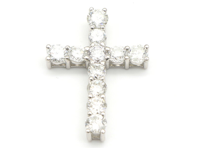 商品番号 70208-1 商品名 【 プラチナ PT900 】 クロス ペンダントップ ダイヤモンド12.01ct 16.1g メンズ ソーティング FPB-SI2 ☆新着 70208-1 ブランド名 ― 総重量 16.1g 素材 プラチナ（PT900） ダイヤモンド（全体）：12.01ct ダイヤモンド：クロス中央DA1.020ct FaintPinkBrown-SI2 サイズ 【ペントップ】 縦幅約：45mm 横幅約：33mm 厚み約：8mm 【チェーン通し内寸】 縦幅約：7mm 横幅約：2mm 付属品 当社の箱 ソーティング 程度 AB※（石の状態は程度に含みません。）（下記備考欄を参照下さい。） 商品説明 ダイヤモンドは照りのある良質な品物を使用いたしております。 地金部分は仕上げ済みのため綺麗な状態です。 当店オススメの逸品ですので是非この機会をお見逃し無く！ お問い合わせ時には【ネットを見た】とおっしゃって頂ければスムーズです。 色石の程度はお気軽に弊社までお問い合わせください！ 仕上げ後、発送致します。 中古商品になりますので神経質なお客様のご入札はお控えください。 サイズ変更について ※ブランドリングの場合は当店ではサイズ変更は行っておりません。御了承下さい。 ※サイズの変更をご希望の場合は、お気軽にご相談下さい。 また、指輪のデザインによってはサイズの変更が出来にくいものもございますので、その点はご了承下さい。 ※サイズ変更の際、サイズを小さくされる際には、加工料金は掛かりません。 ただし、大きくされる際はその日の金・プラチナの相場により変動があり、加工代が異なりますので予め御了承下さい。 ※サイズ変更をされる場合は3日以内に発送致します。 備考 【Nランク】：新品もしくは未使用品 【Sランク】新品同様品 新品ではないですが数回使用された程度で新品に近いものです。 【Aランク】中古A 中古品で特に状態の良いものです。多少小傷などがありますがきれいな商品です。 【Bランク】中古B 中古品で使用感があります。小傷や小さな破損などがあります。目立つ傷がある場合があります。 【Cランク】中古C 中古品で状態は良くありません。破損がある場合もあり目立つ傷もあります。 諸注意 ※USED品は使用感をご了承の上ご検討お願い致します。 ※天然石の為、欠け・内包物がある場合がありますので気になる方は注文及び、入札前にお問い合わせ下さい。 ※画像と商品のイメージが多少異なる場合がありますが購入後の返品はお断りしております。 ※中古商品になりますので神経質なお客様のご入札はお控えくださいますよう宜しく御願い申しあげます。 一平堂お取り扱い商品 サイズ変更 対応可能(商品ページをご覧ください) ギフト用 ラッピング　無料対応 ラッピング用紙はピンクorグリーンの2種類から選べますのでご希望の方は備考欄にて記載をお願いします。 ※少しでもご不明な点がございましたらお気軽にお問い合わせください [カテゴリー] サプライズ プレゼント ギフト 誕生日 バースデー バースディ 贈り物 お返し お礼 記念品 記念日 結婚 婚約 エンゲージ マリッジ 結婚記念日 5周年 10周年 20周年 スイートテン 春夏秋冬 デート クリスマス Xmas X'mas クリスマスギフト ボーナス 自分へのご褒美 ご褒美 バレンタインデー ホワイトデー お祝い 入学祝い 卒業祝い 成人祝い 合格祝い　就職祝い 退職祝い パーティー パーティ フォーマル セレモニー ドレス 演奏会 発表会 音楽会 コンサート ライブ 冠婚葬祭 オフィス ビジネス スーツ 食事会 お呼ばれ 女子会 合コン 婚活 モテ モテジュエリー 人気 トレンド instagram インスタ SNS twitter おしゃれ お洒落 普段使い 日常使い 通勤 デイリー カジュアル 清楚 シンプル かわいい かっこいい ステータス 嗜好品 綺麗 キラキラ 上品 上質 高級 高級感 ラグジュアリー 話題 トレンド コーデ コーディネート おすすめ ワンランク上 贅沢 春 夏 秋 冬 オールシーズン リーズナブル プチプラ 業界最安値 特価 コーデ コーディネート ベルト縮小調整無料　 [大切な方への贈り物] 彼女 恋人 ママ 妻 奥さん 嫁 友達 親友 お母さん 母 母親 子供 子ども 女の子 女性 女の子 レディース 彼氏 夫 旦那 パパ カップル 女性 男性 [年代] 20代 30代 40代 50代 60代 70代 80代 [取り扱い サイズ 素材 について] 地金 K10 10K 10金 K14 14K 14金 K18 18K 18金 K24 K20 K22 750 Silver Pt Pt900 Pt850 Pm900 WG PG YG ホワイトゴールド ピンクゴールド イエローゴールド プラチナ SS ステンレススチール 金 ラバー 革 他 1号 1.5号 2号 2.5号 3号 3.5号 4号 4.5号 5号 5.5号 6号 6.5号 7号 7.5号 8号 8.5号 9号 9.5号 10号 10.5号 11号 11.5号 12号 12.5号 13号 13.5号 14号 14.5号 15号 1.5号 16号 16.5号 17号 17.5号 18号 18.5号 19号 19.5号 20号 20.5号 21号 21.5号 22号 13cm 13.5cm 14cm 14.5cm 15cm 15.5cm 16cm 16.5cm 17cm 17.5cm 18cm 18.5cm 19cm 19.5cm 20cm 20.5cm 21cm 21.5cm 22cm 22.5cm 23cm アメジスト 琥珀 アクアマリン ブルーダイヤ ブラックダイヤ オパール トパーズ キャッツアイ 珊瑚 ダイヤ エメラルド ガーネット ヒスイ マルチ モニア オニキス パール ペリドット イエローサファイア サファイア トルマリン　ラピス タンザナイト ルビー トルコ石 [取り扱い アイテム] 指輪 リング 時計 ウォッチ ブランドジュエリー バックル ベルト ブレス ブレスレット イヤリング ブローチ カメオ カフス ネックレス ペンダント ペンネック ペントップ ネクタイ留め ピアス 帯留 ライター 財布 サングラス 財布コーナー タイピン ブランド 服飾 カバン その他多数！
