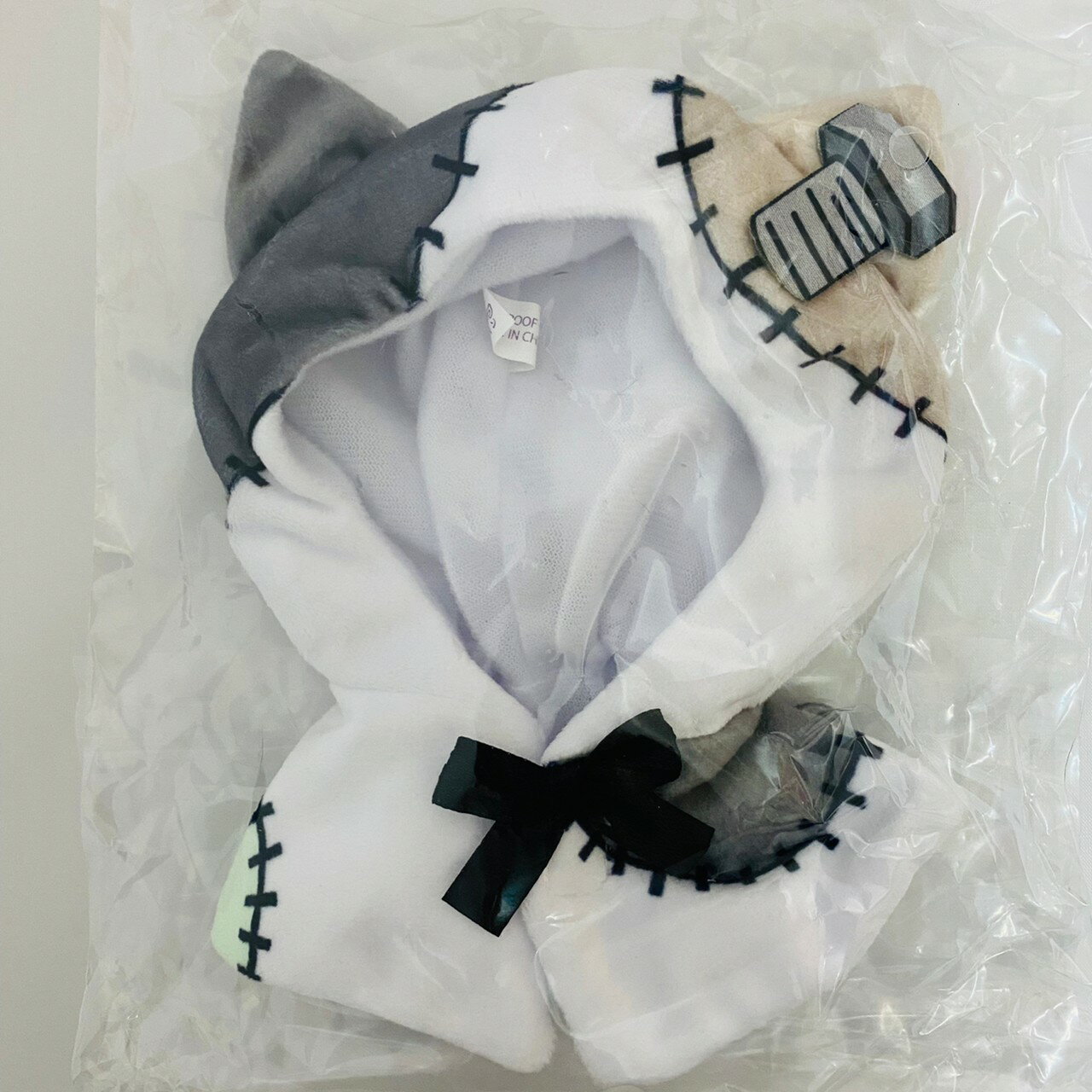 おおきい ねこさんたちのケープ ハッピーハロウィン　[モノクロゾンビねこ]　単品　おおきいねこさんのケープ　被り物 ハロウィン　ハロウィーン　ねこ　猫　ネコ【在庫品】C-1