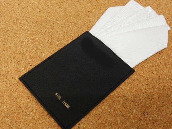 ☆訳あり　差込式　ポケットチーフ メンズ 結婚式　白　シルク100％　ファイブピークス　台紙付き　ワンタッチ　メール便可　ACC152-WH