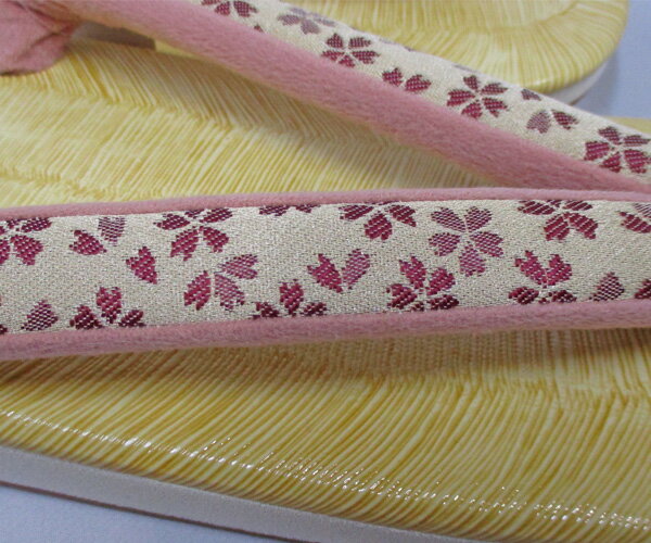 【アメ底クッション雪駄】小桜鼻緒(エンジ) Mサイズ せった セッタ[雪駄 女性 作務衣 サムエ さむえ 履物 祭袢纏 ハッピ はっぴ 祭り衣装 祭り用品 きもの 着物 キモノ 神輿 半纏 和装 和服 浴衣 サムライ 侍 忍者 時代劇 舞台 誕生日 プレゼント 贈り物 ギフト]