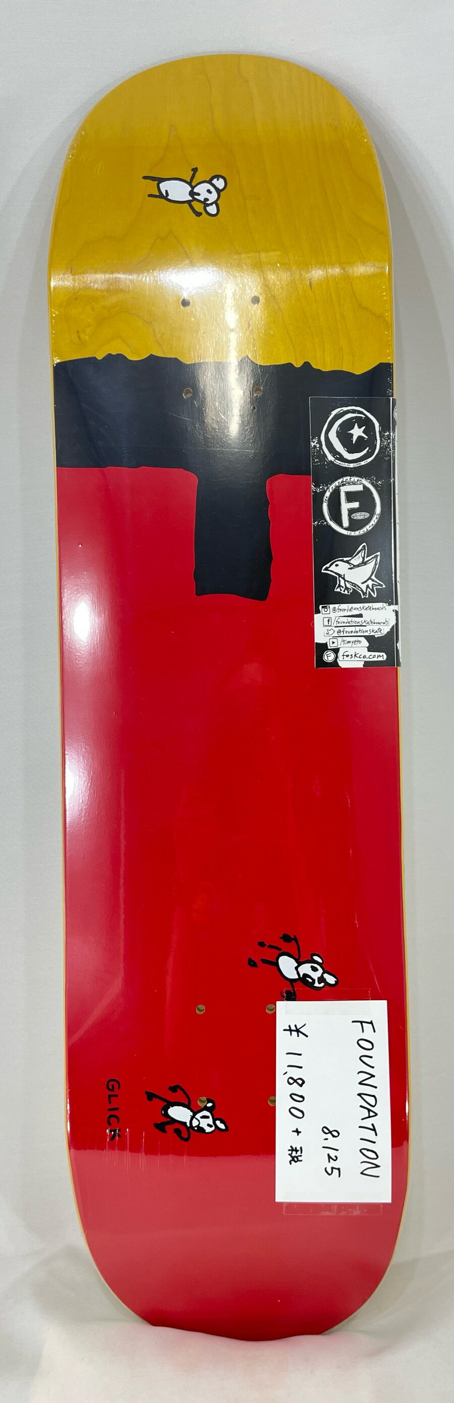 FOUNDATION 8.125インチ スケートボード スケボー 国内正規品　ただいま送料無料！無地デッキテープサービスキャンペーン。プラス￥5000（税別）でコンプリートにできます！