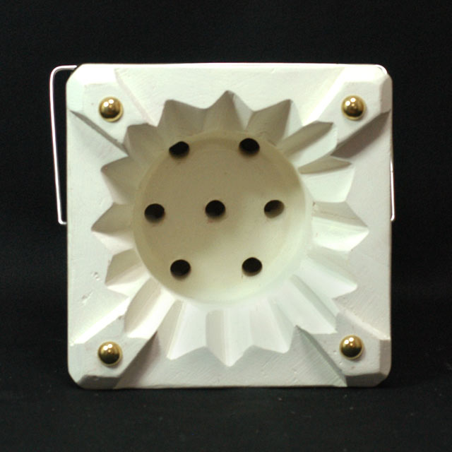 【七輪】 奥能登 天然珪藻土 切り出し七輪 角21号 ・網・敷き板・1回分の炭付通販格安セール情報　楽天　通販