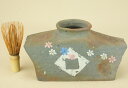 送料無料【伊予路園】【盆栽鉢】 越前/文山作/草花紋象眼角形花入