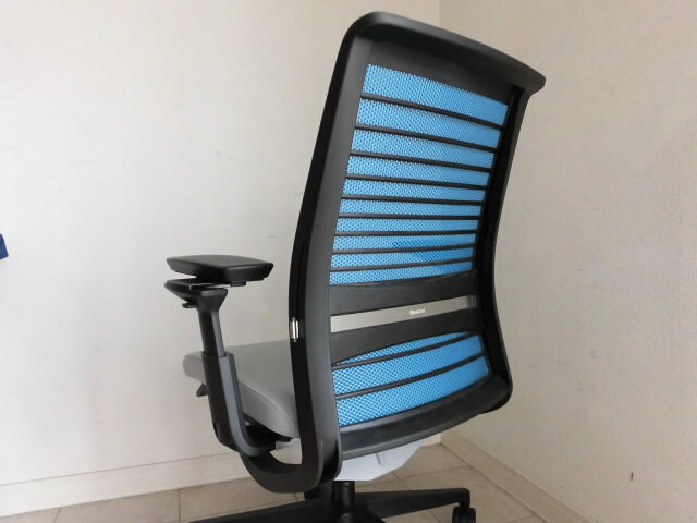 ■スチールケース ニューシンクチェア ブルージェイ 3Dニット 4Dアーム★Steelcase NEW Think chair★腰痛軽減ランバサポート機能つき【中古】 [3]