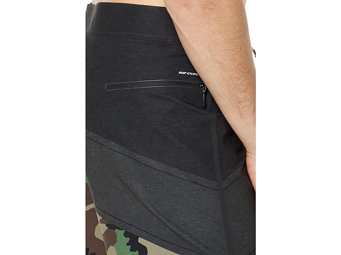 (取寄) リップ カール ミラージュ リバート アルティメット 20 ボードショーツ Rip Curl Mirage Revert Ultimate 20" Boardshorts Camo