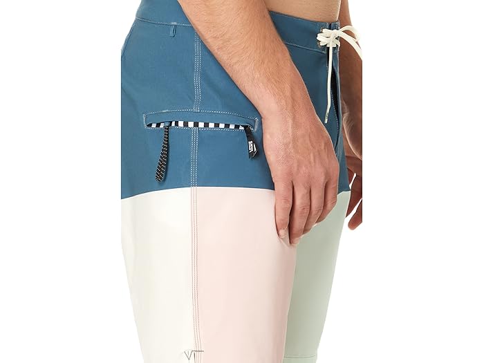 (取寄) バンズ ザ デイリー ハーフシーズ 19 ボードショーツ Vans The Daily Halfsies 19" Boardshorts Vans Teal