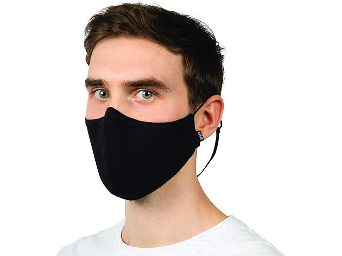 (取寄) ブロック ソフト ストレッチ フェイス マスク W/ モルダブル ノーズ パッド アンド ランヤード 3-パック Bloch Soft Stretch Face Mask w/ Moldable Nose Pad and Lanyard 3-Pack Black