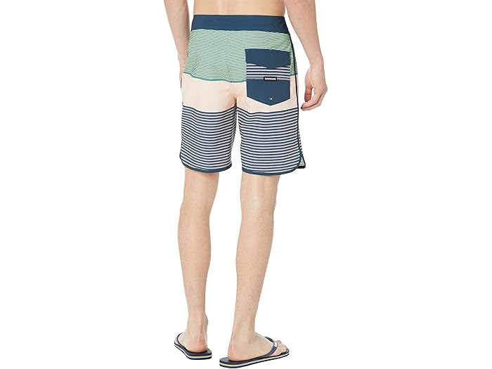 (取寄) クイックシルバー サーフシルク ティファナ 19 ボードショーツ Quiksilver Surfsilk Tijuana 19" Boardshorts Veiled Rose