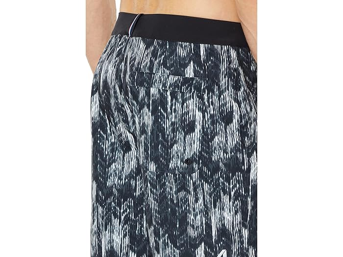 (取寄) フォーラップス ボードショーツ アンライン 8 Fourlaps Boardshorts Unlined 8" Batik Black