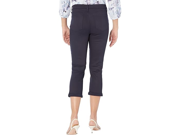(取寄) エヌワイディージェイ クロエ カプリ 1 カフ イン ダーク リンス NYDJ Chloe Capris 1" Cuff in Dark Rinse Dark Rinse