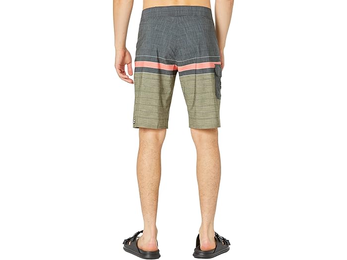 (取寄) ビラボン オール デイ ヘザー ストライプ プロ 20 ボードショーツ Billabong All Day Heather Stripe Pro 20" Boardshorts Military