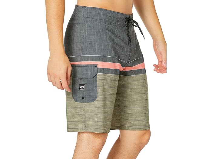 (取寄) ビラボン オール デイ ヘザー ストライプ プロ 20 ボードショーツ Billabong All Day Heather Stripe Pro 20" Boardshorts Military