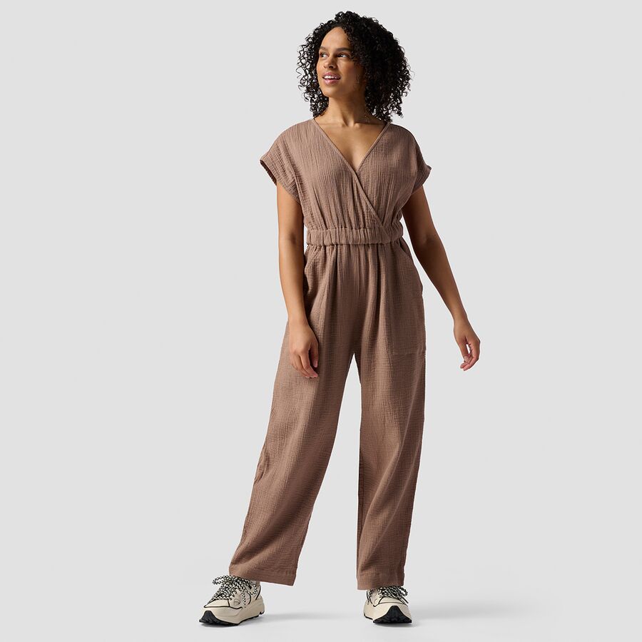 () obNJg[ fB[X X[uX Rbg K[[ WvX[c - EBY Backcountry women Sleeveless Cotton Gauze Jumpsuit - Women's Fossil