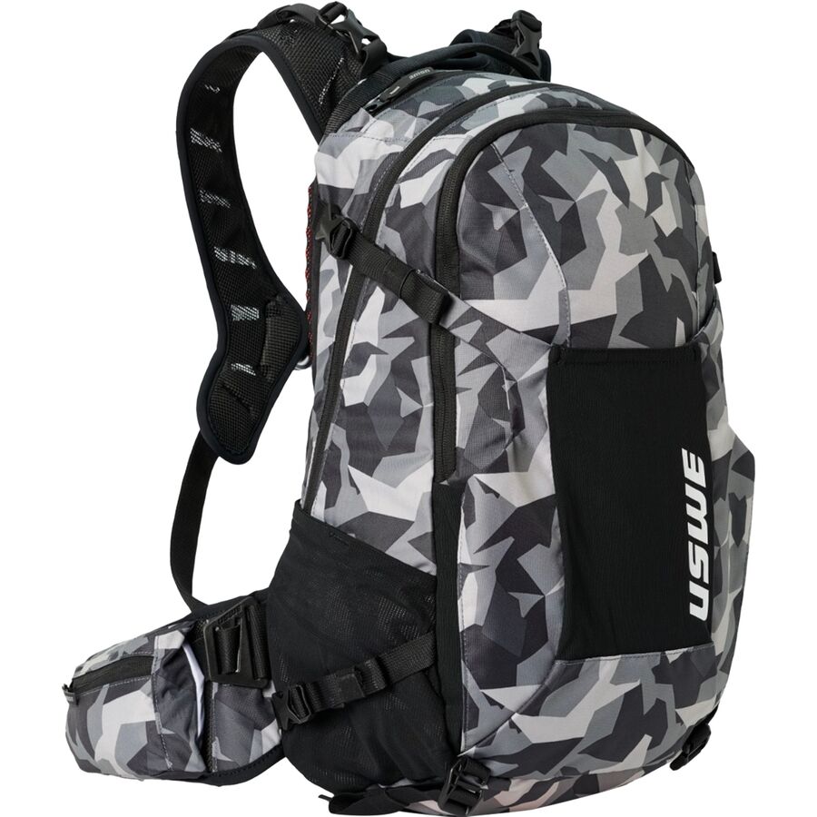 () 桼 å 25L Хåѥå USWE Shred 25L Backpack Camo/Black