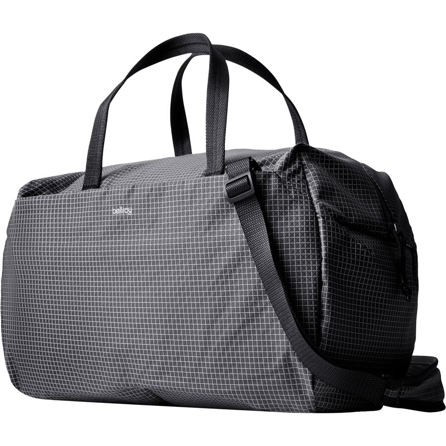 ■商品詳細■ブランドBellroyベルロイ■商品名Lite 30L Duffel Bagライト 30L ダッフル バッグ■商品状態新品未使用・並行輸入品■色Arcade Grey■責任あるコレクションリサイクル/再利用■素材100% リサイクル PET■音量30L (1831立方インチ)■ポケット[外側] サイドジッパー1つ、[内側] ドロップイン4つ。■キャリーオンyes■閉鎖ジッパー■寸法26.92 x 44.95 x 24.89cm■表示重量0.60kg■アクティビティトラベル■備考(取寄) ベルロイ ライト 30L ダッフル バッグ Bellroy Lite 30L Duffel Bag Arcade GreyBellroy ダッフルバッグ ボストンバッグ 鞄 登山 アウトドア ブランド カジュアル ストリート 旅行 スポーツbc-BEO1WW1