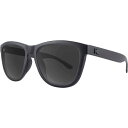 () mbNAEh v~AY |[CYh TOX Knockaround Premiums Polarized Sunglasses Black on Black/Smoke