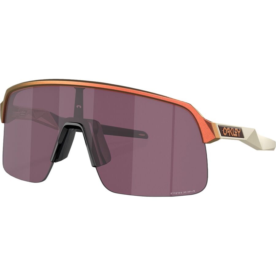 () I[N[ X[g Cg vY TOX Oakley Sutro Lite Prizm Sunglasses Matte Red/Gold Colorshift/Prizm Road Black