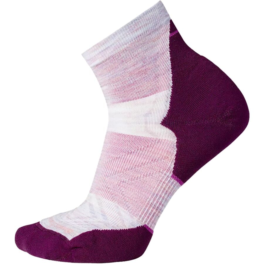 ■商品詳細■ブランドSmartwoolスマートウール■商品名Run Targeted Cushion Ankle Sock - Women'sラン ターゲッティド クッション アンクル ソック - ウィメンズ■商品状態新品未使用・並行輸入品■色Purple Eclipse■素材56% メリノウール、41% ナイロン、3% エラスタン■高さ足首 (8.26cm)■Weight光■クッションターゲット（ボール、ヒール）■アクティビティランニング、カジュアル、トレーニング■備考(取寄) スマートウール レディース ラン ターゲッティド クッション アンクル ソック - ウィメンズ Smartwool women Run Targeted Cushion Ankle Sock - Women's Purple EclipseSmartwool レディース 靴下 ソックス レッグウェア ブランド ファッション 女性 大きいサイズ ビックサイズbc-SWLZ8OH