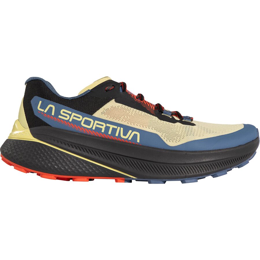 ■商品詳細■ブランドLa Sportivaスポルティバ■商品名Prodigio Trail Running Shoe - Women'sプロディジオ トレイル ランニング シューズ - ウィメンズ■商品状態新品未使用・並行輸入品■色Zest/Moonlight■アッパー素材エンジニアードニット、ナイロンミッドフットケージ ■ミッドソールXFlow（窒素注入EVA） ■ソールバイコンパウンドフリクションレッドラバー、3.5mmラグ ■ラストウィメンズ テンポ ウルトラ■クッション中程度■かかと/前足の高さ34 / 28mm■ドロップ6mm■アクティビティトレイルランニング■備考(取寄) スポルティバ レディース プロディジオ トレイル ランニング シューズ - ウィメンズ La Sportiva women Prodigio Trail Running Shoe - Women's Zest/MoonlightLa Sportiva レディース シューズ スニーカー スポーツ ブランド ランニング マラソン カジュアル ストリート 大きいサイズ ビックサイズbc-LSPZ2N0