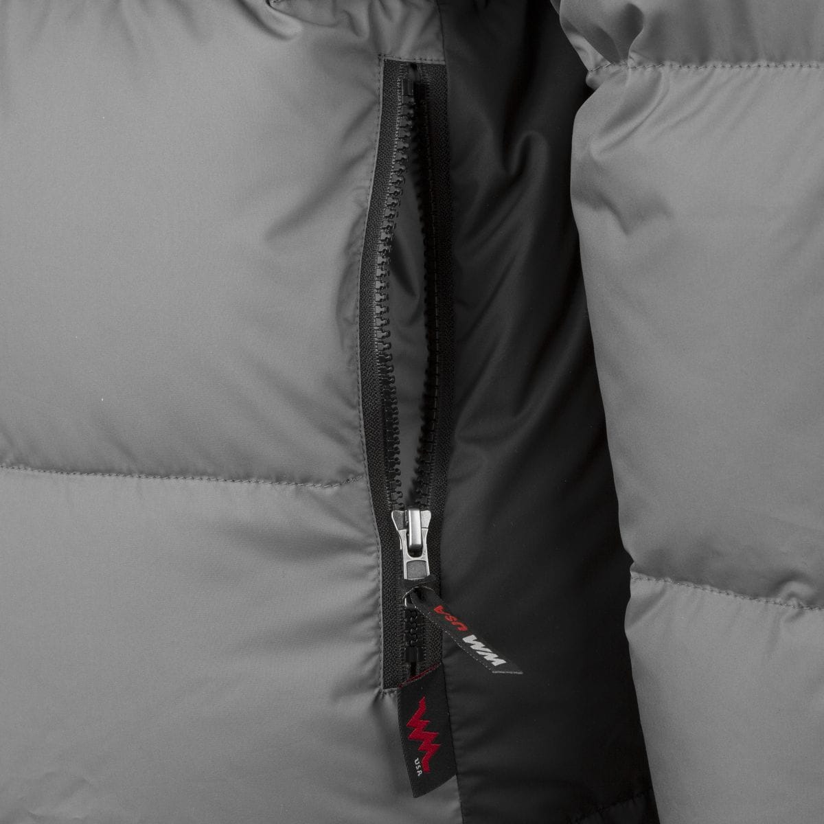 (取寄) ウエスタンマウンテニアリング メンズ メルトダウン ダウン ジャケット - メンズ Western Mountaineering men Meltdown Down Jacket - Men's Grey