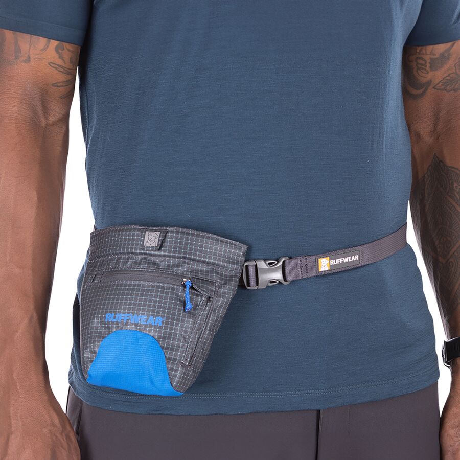 () ե ȥ꡼ ȥ졼 Ruffwear Treat Trader Blue Pool