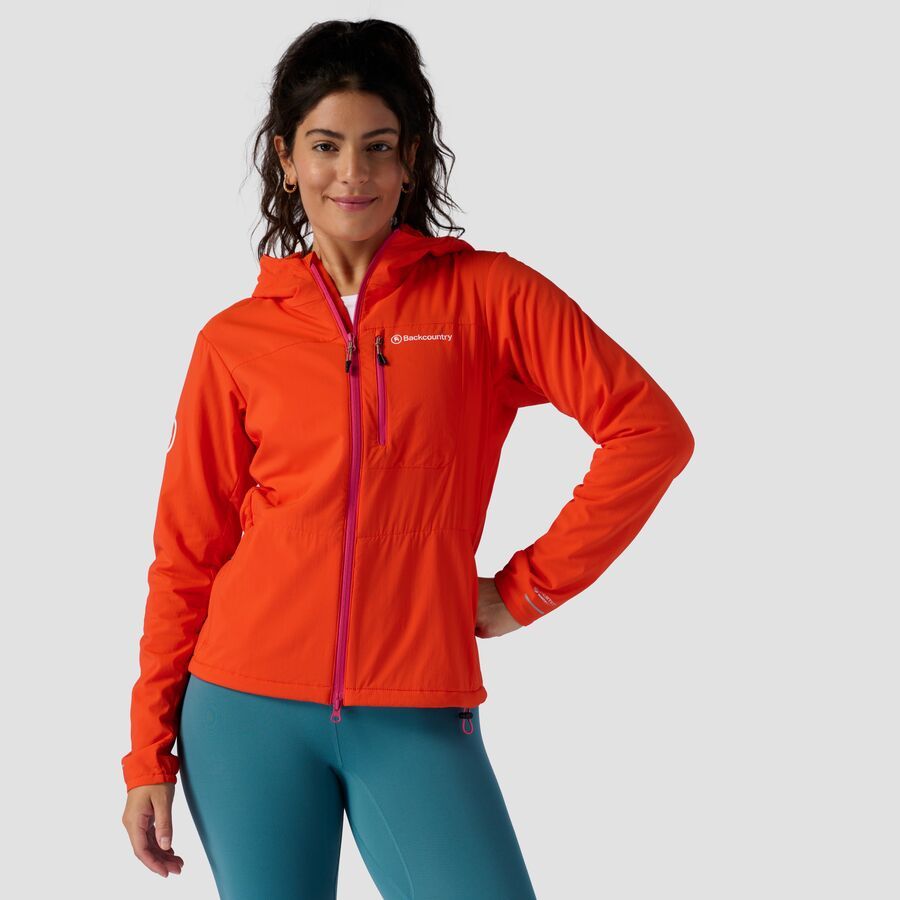 (取寄) バックカントリー レディース マウント エアー イバルブ フーデット ジャケット - ウィメンズ Backcountry women MTN Air EVOLVE Hooded Jacket - Women's Manderin Red