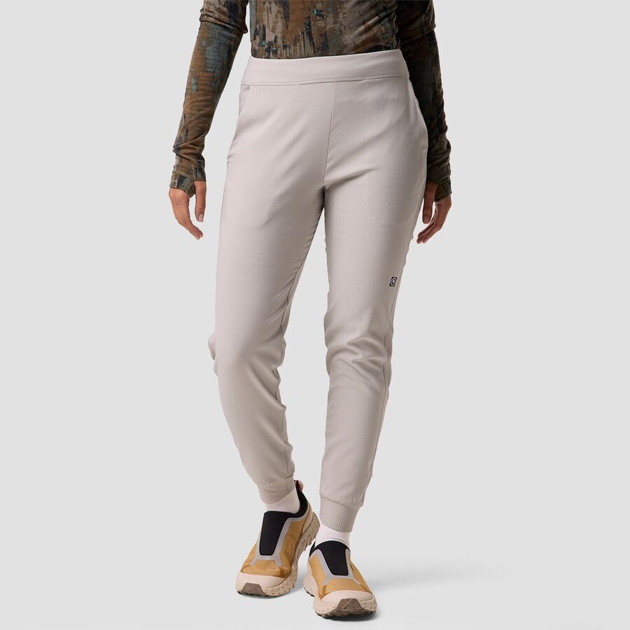 ■商品詳細■ブランドBackcountryバックカントリー■商品名Destination Softshell Fleece Pant - Women'sディスティネーション ソフトシェル フリース パンツ - ウィメンズ■商品状態新品・並行輸入品■色Goat Gray■責任あるコレクションリサイクル/再利用、[素材] bluesign APPROVED■フィット通常■スタイルジョガー■股下71.12cm■ポケットハンド2つ■ウエスト伸縮性■備考(取寄) バックカントリー レディース ディスティネーション ソフトシェル フリース パンツ - ウィメンズ Backcountry women Destination Softshell Fleece Pant - Women's Goat GrayBackcountry パンツ レディース ズボン アウトドア スポーツ ブランド 女性 カジュアル 大きいサイズ ビックサイズbc-BCCZ32X