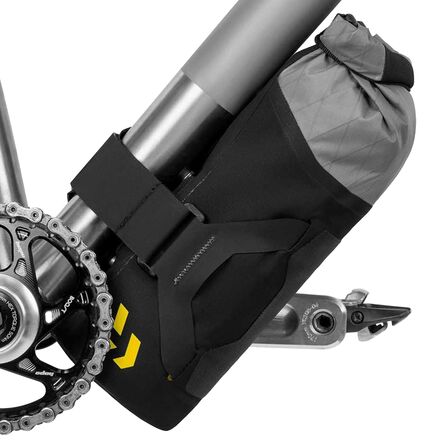 (取寄) バックカントリー ダウンチューブ パック Apidura Backcountry Downtube Pa...