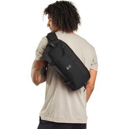 (���) �������� ���ǥå� ����� Chrome Kadet Sling Black