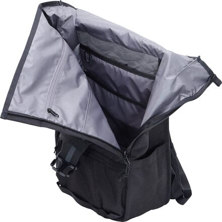 (取寄) クローム コルベット 24L バックパック Chrome Corbet 24L Backpack Black