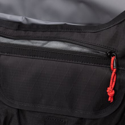 (取寄) クローム シティズン 15L メッセンジャー バッグ Chrome Citizen 15L Messe...