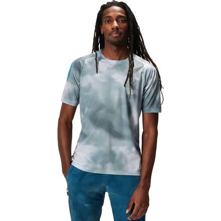 乐天商城 - (取寄) エンデューラ メンズ クラウド Ltd T-シャツ - メンズ Endura men Cloud LTD T-Shirt - Men's Dreich Grey