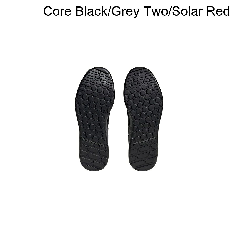 ジェットラグ楽天市場店の(取寄) ファイブテン トレイルクロス ミッド プロ マウンテン バイク シューズ Five Ten Trailcross Mid Pro Mountain Bike Shoe Core Black/Grey Two/Solar Red｜アングル3