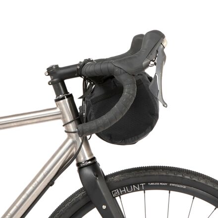 (取寄) リストラップ レース ハンドルバー バッグ Restrap Race Handlebar Bag Black