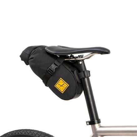 (取寄) リストラップ サドル パック - 2.5L Restrap Saddle Pack - 2.5L Black